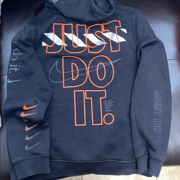 Nike kids hoodie - Picture 2 of 4